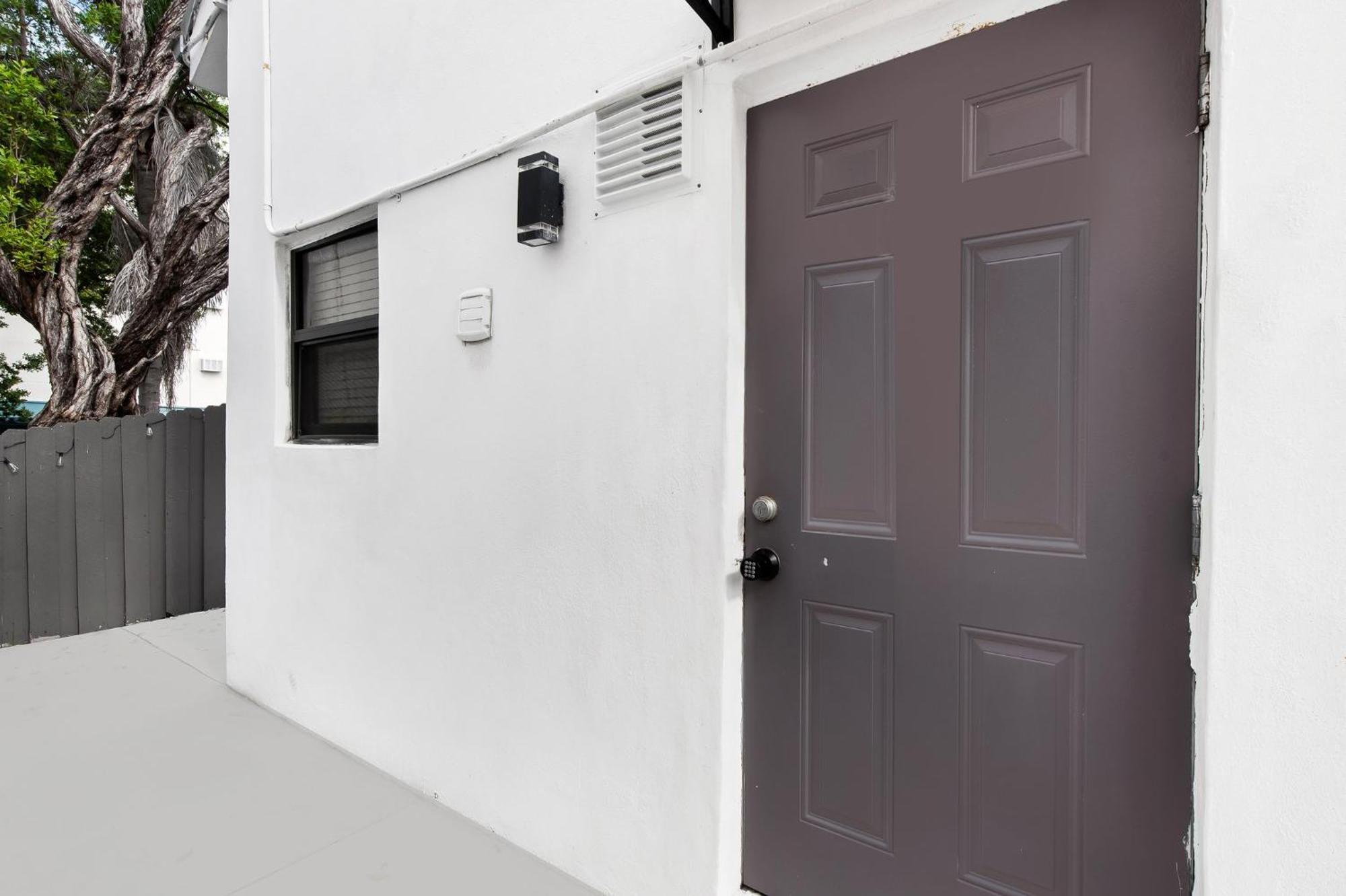 הוליווד Oceanside Boutique Loft Apt Cozy Beach Unit # 7 מראה חיצוני תמונה